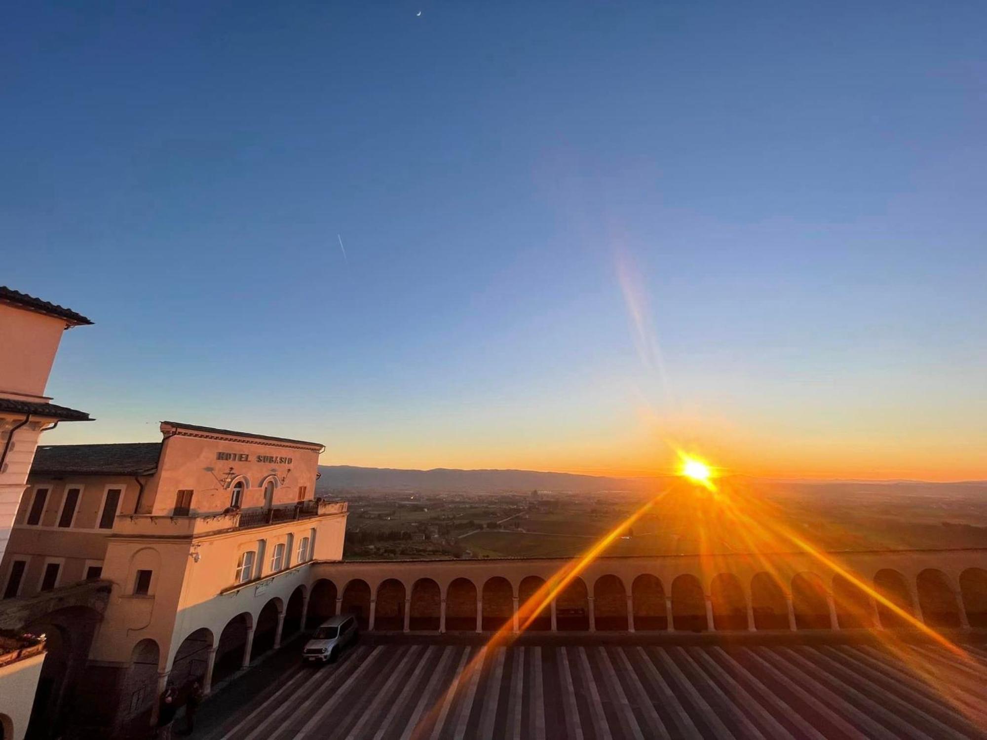 B&B La Terrazza Del Subasio Assisi Bagian luar foto