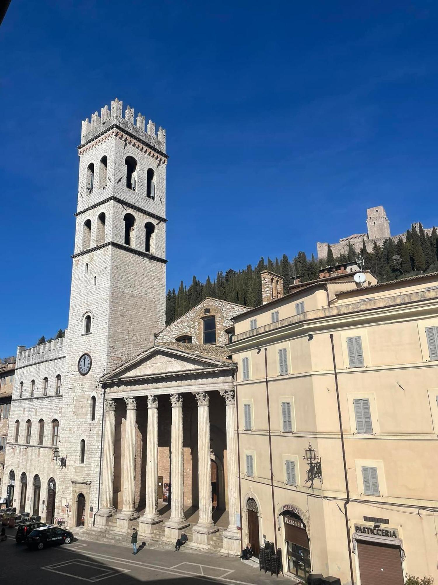 B&B La Terrazza Del Subasio Assisi Bagian luar foto