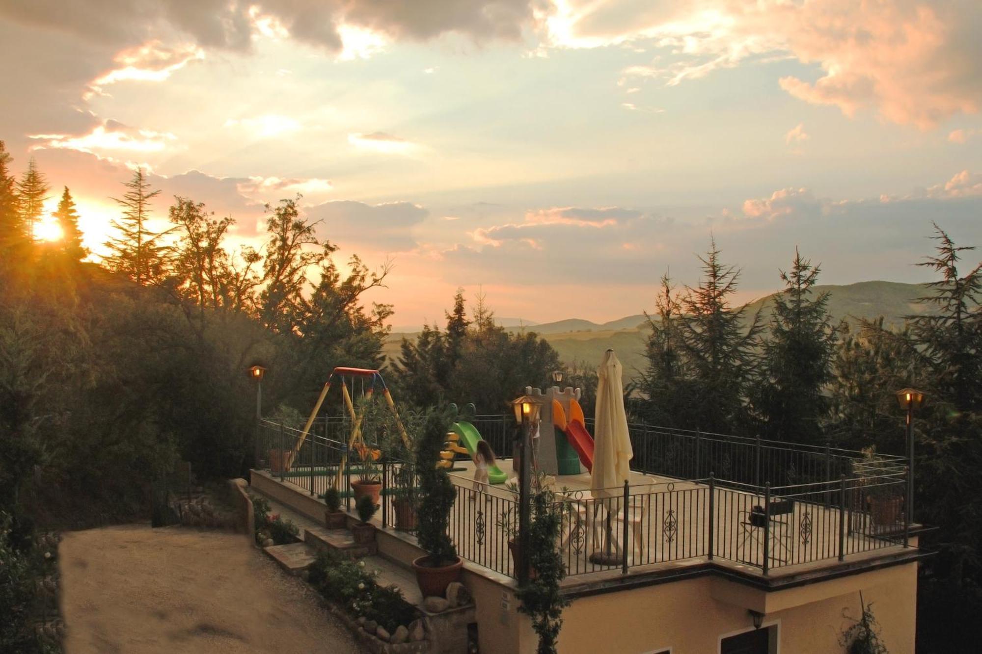 B&B La Terrazza Del Subasio Assisi Bagian luar foto